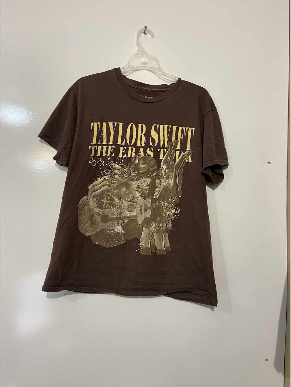 Unisex Brown Taylor Swift 2023 The Eras Tour Band Shirt Sz M